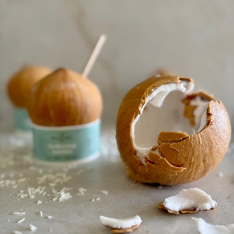 Wild Raw Coconut Water – kopie